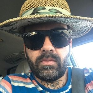 Meet your Posher, Brandon